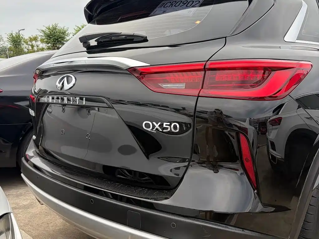 Infiniti QX50 — миниатюра 17