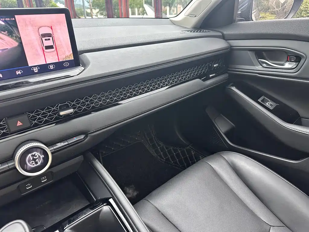 Honda Accord — миниатюра 18