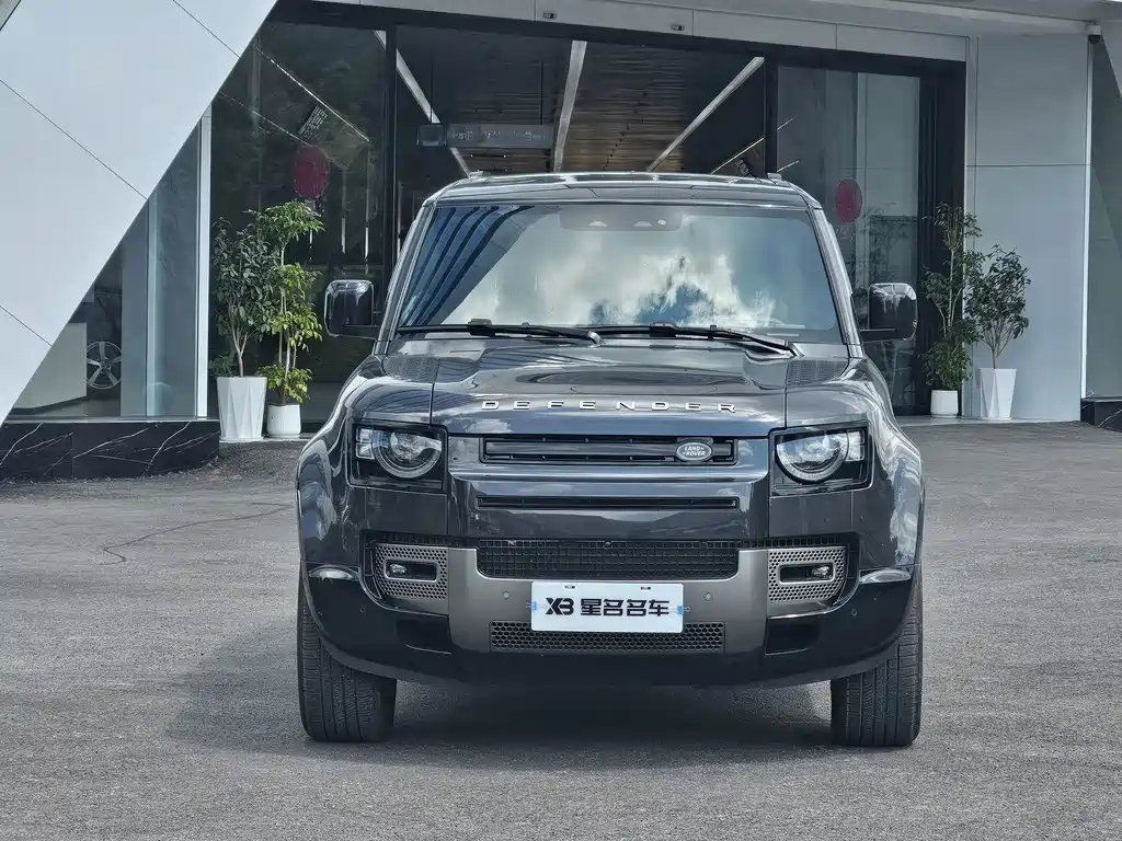 Land Rover Defender — миниатюра 2