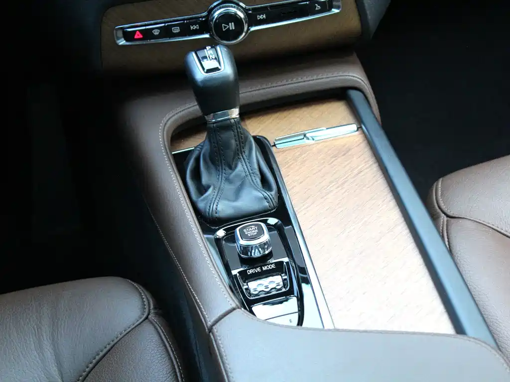 Volvo XC90 — миниатюра 16