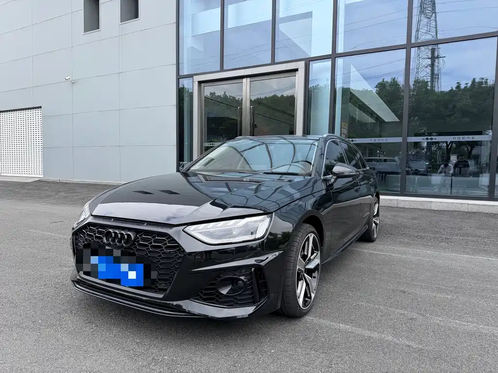 Audi A4 (Import)