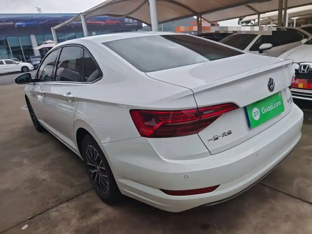 Volkswagen Sagitar — миниатюра 5