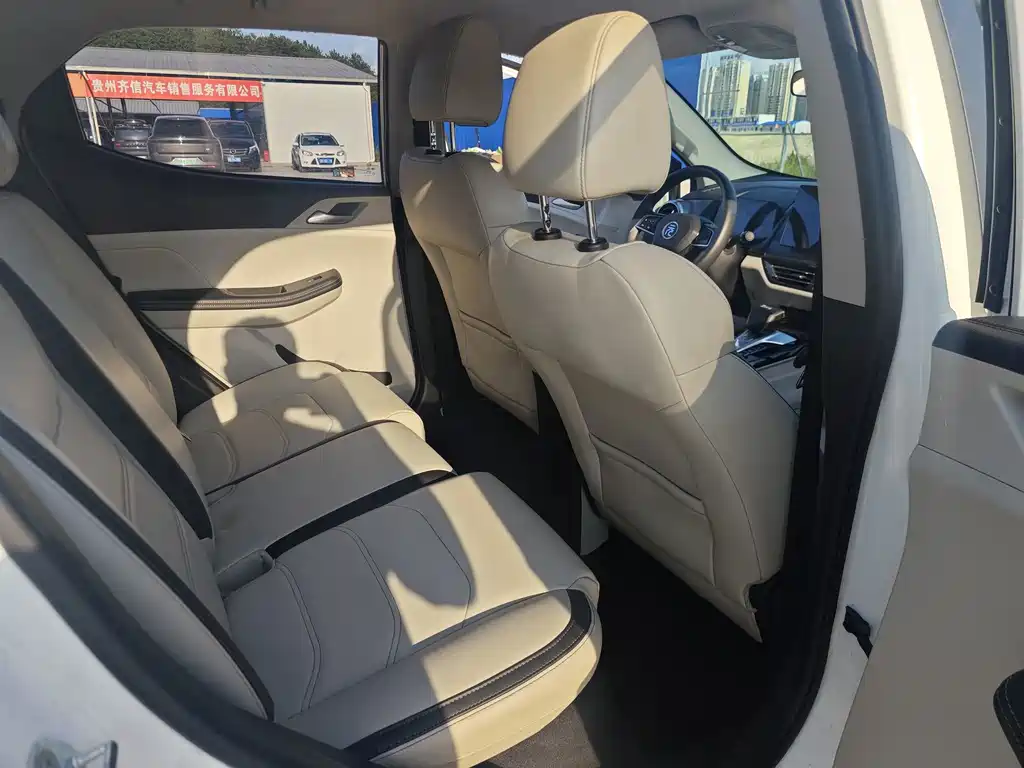 BYD Yuan Pro - фото 12