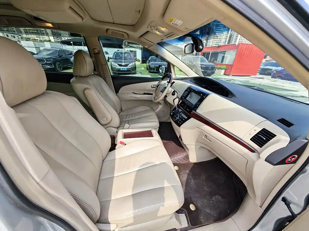 Toyota Previa — миниатюра 11