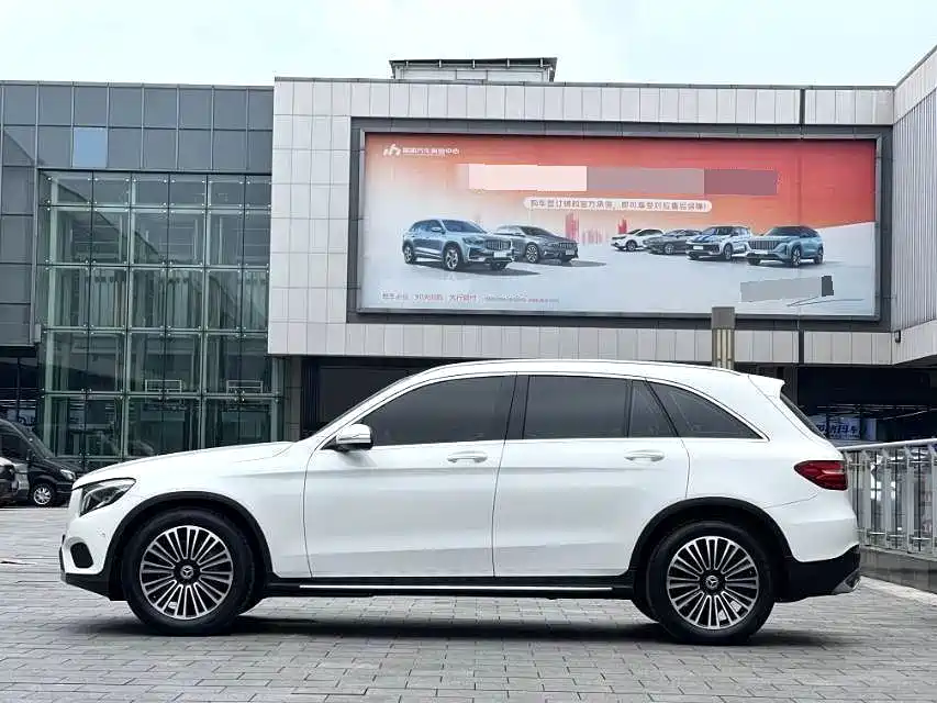 Mercedes-Benz GLC — миниатюра 4