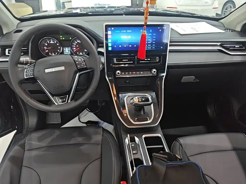 Haval M6 — миниатюра 10