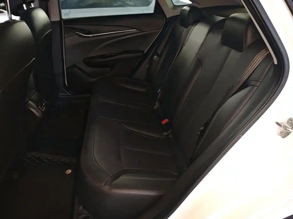 Buick Excelle — миниатюра 17