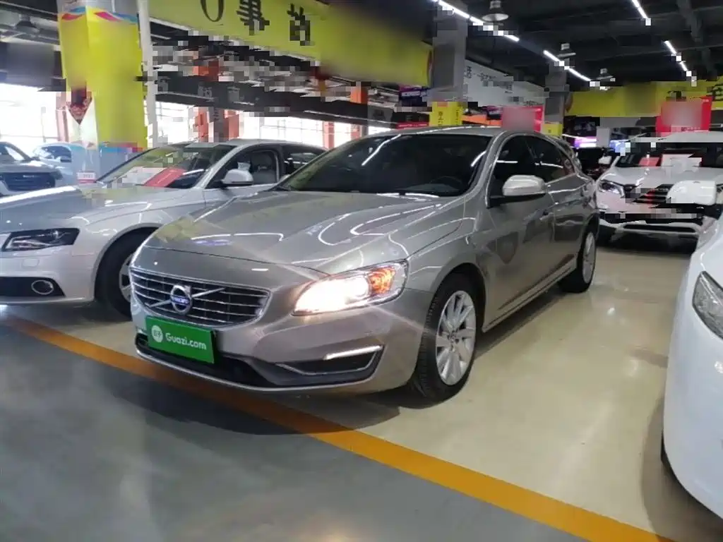Volvo S60 2015