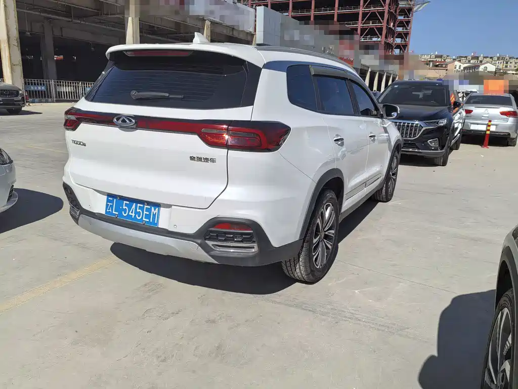 CHERY TIGGO 8