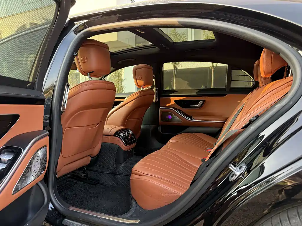 Mercedes-Benz S-Class — миниатюра 8