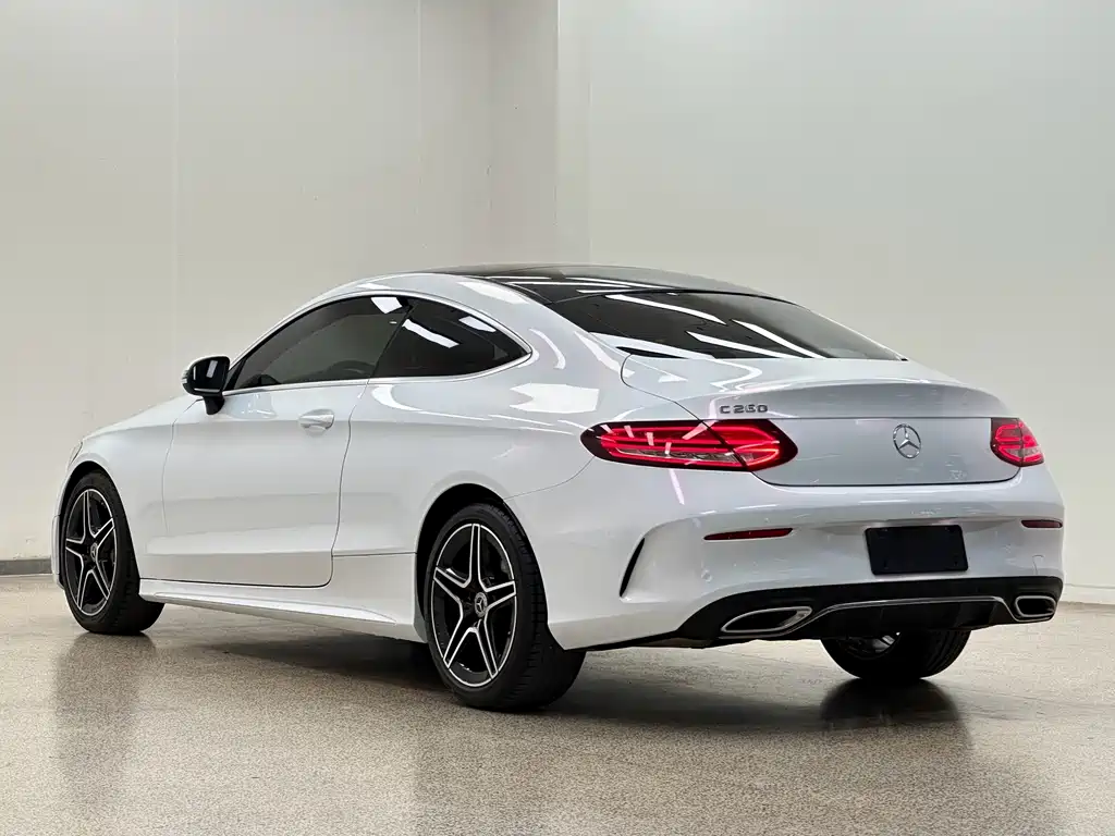 Mercedes-Benz C-Class (Import) — миниатюра 27