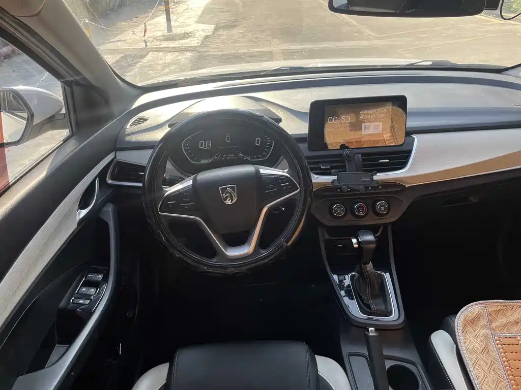 BAOJUN 360