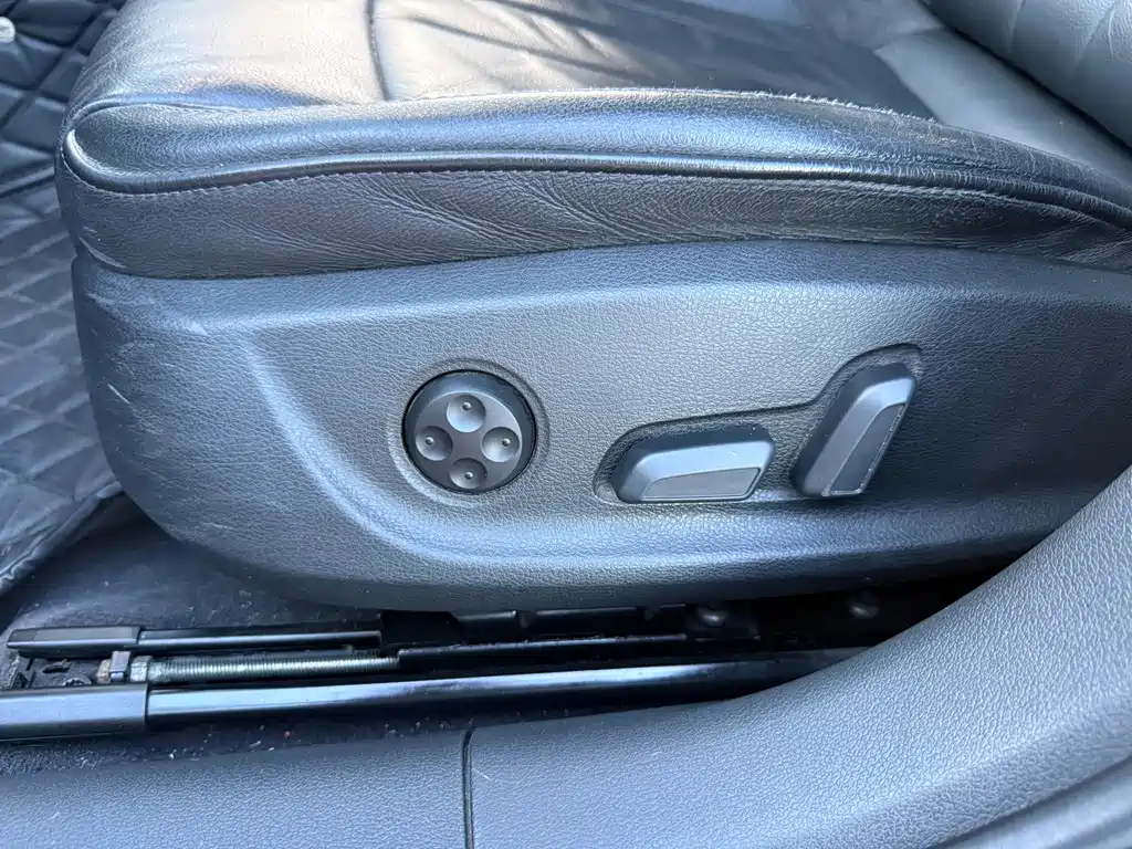 Audi A4L — миниатюра 6