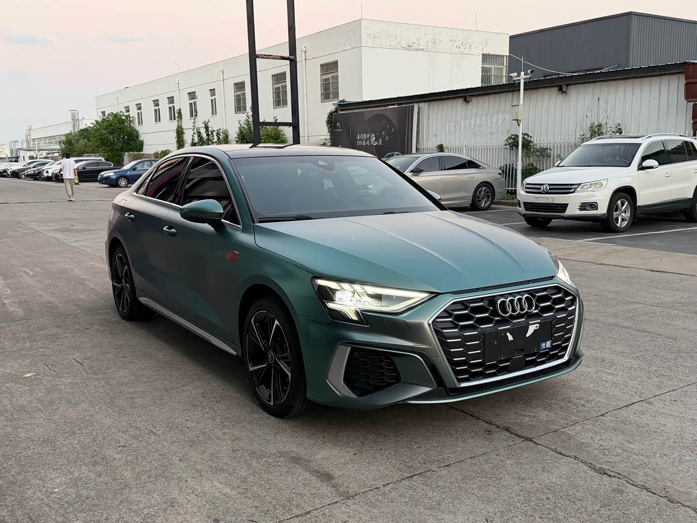 Audi A3 1.4 л 2023 г. Белый, пробег 32000 км