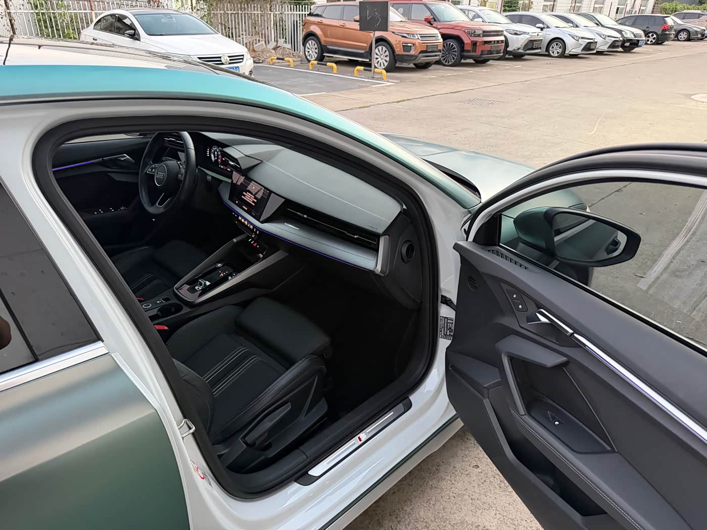 Audi A3 1.4 л 2023 г. Белый, пробег 32000 км