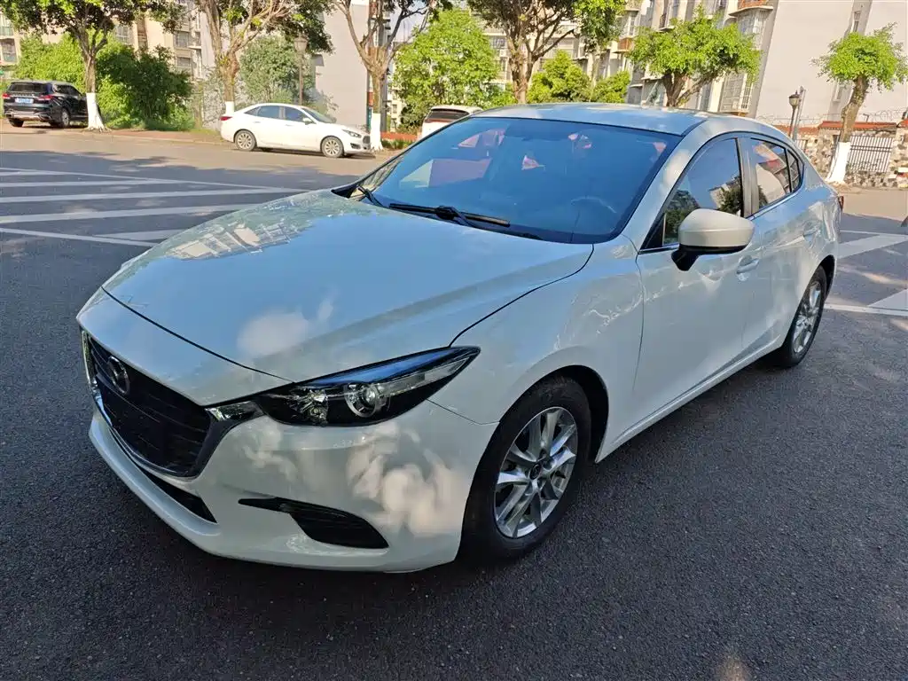 Mazda 3 Axela 2018