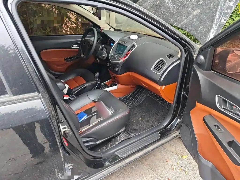 Geely King Kong — миниатюра 19