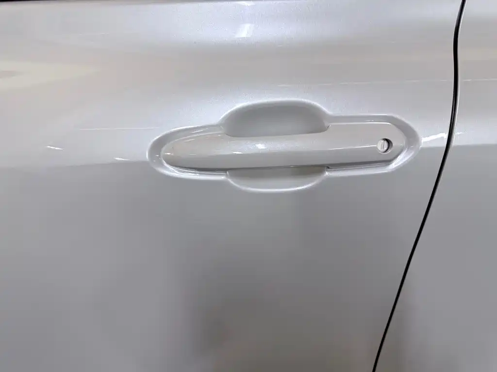 Toyota Crown Kluger — миниатюра 7