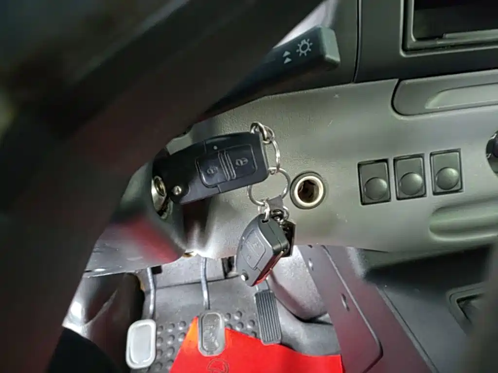 JMC Tesla — миниатюра 9