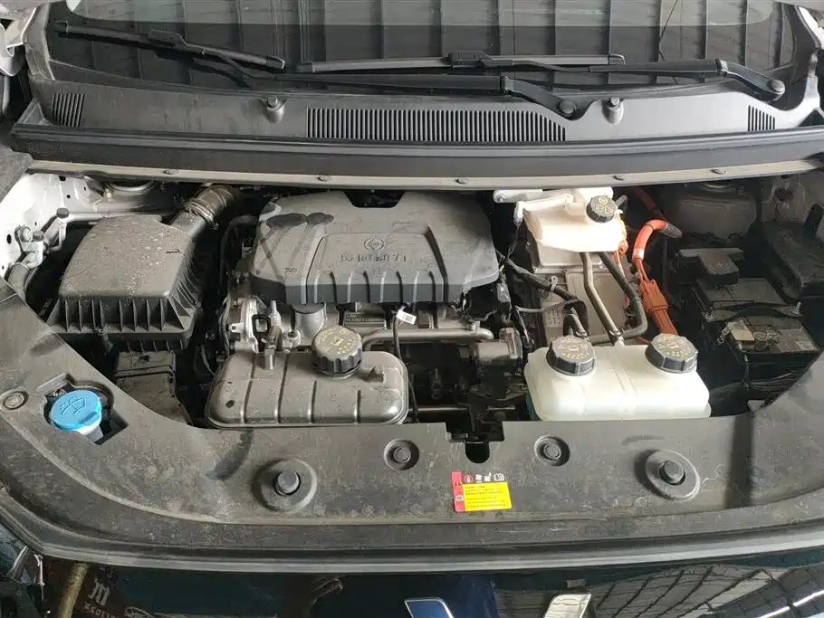 Wuling 730 2025 125km Luxury