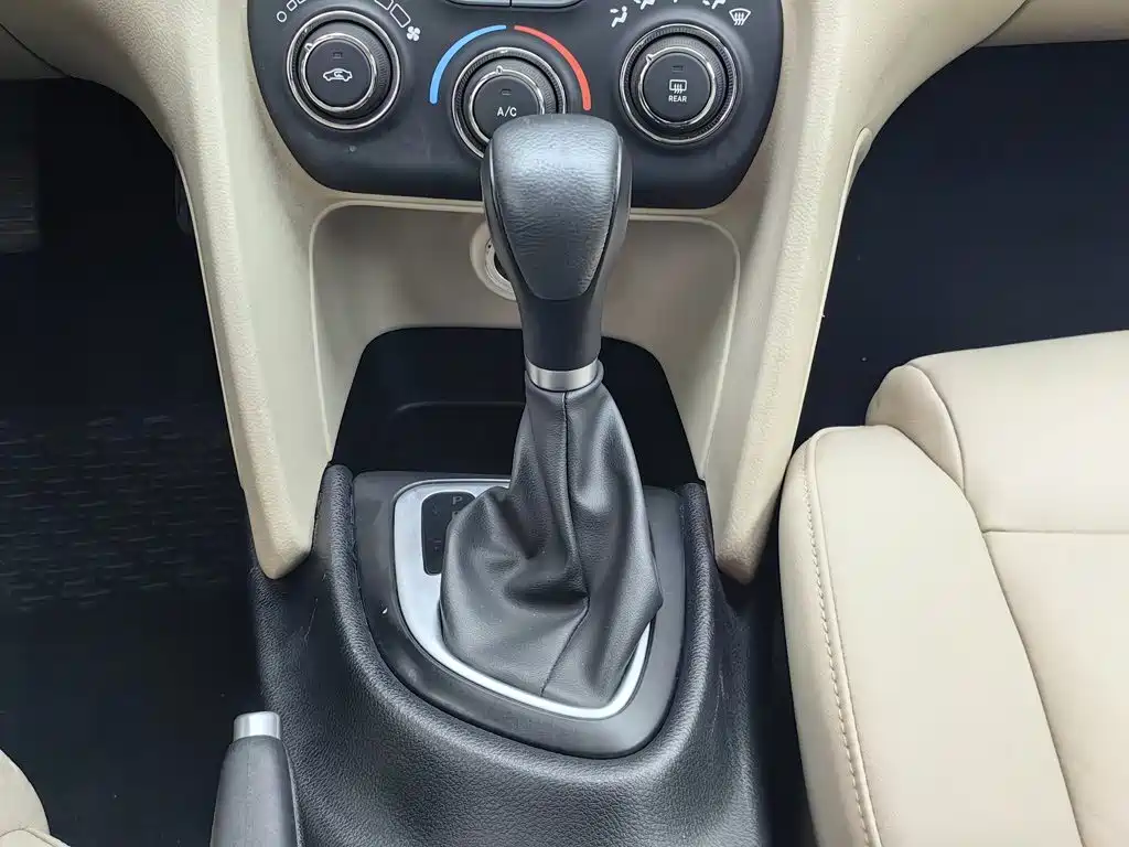 Fiat Viaggio — миниатюра 13