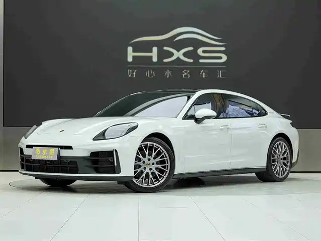 PORSCHE PANAMERA 2025