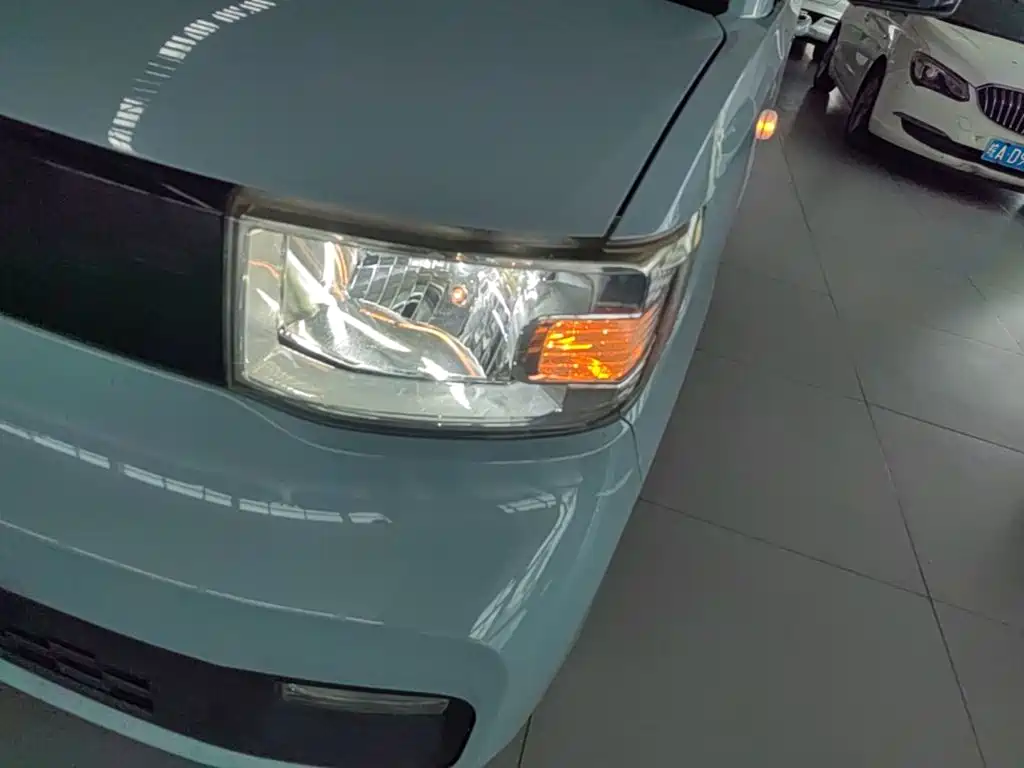 Wuling MINIEV — миниатюра 24