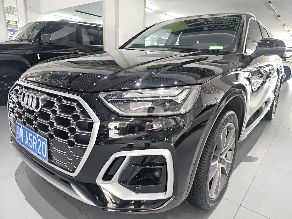 Audi Q5L 2021