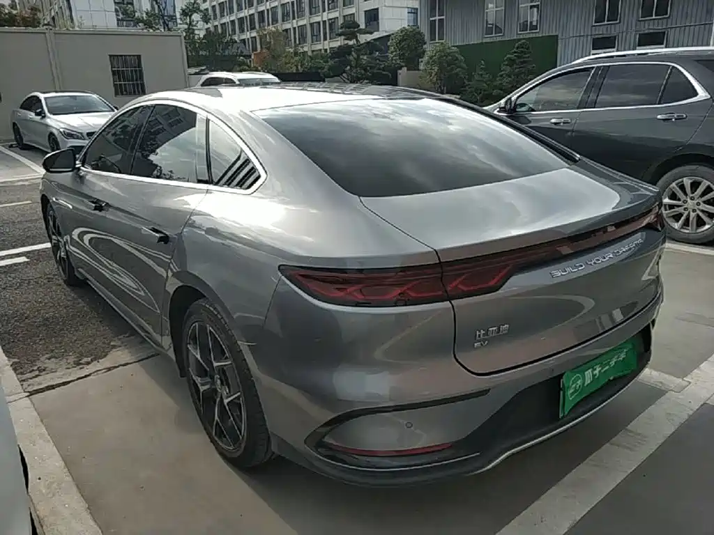 BYD Han — миниатюра 5