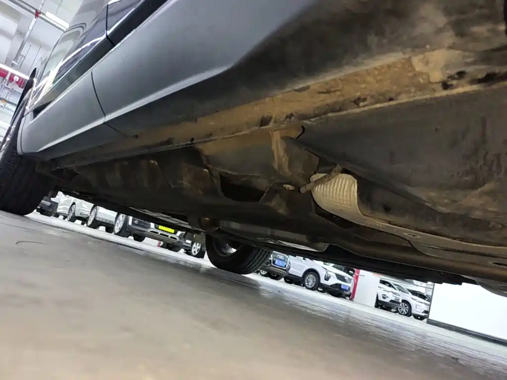 Ford Edge — миниатюра 22
