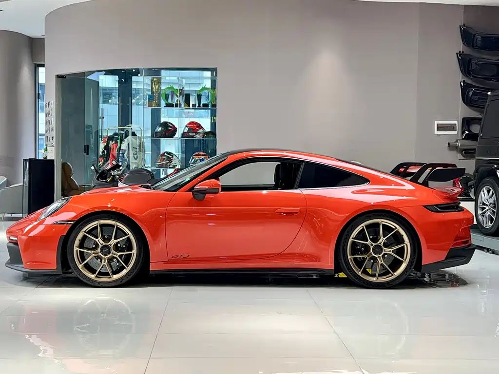 Porsche 911 2023 GT3 RS 4.0L