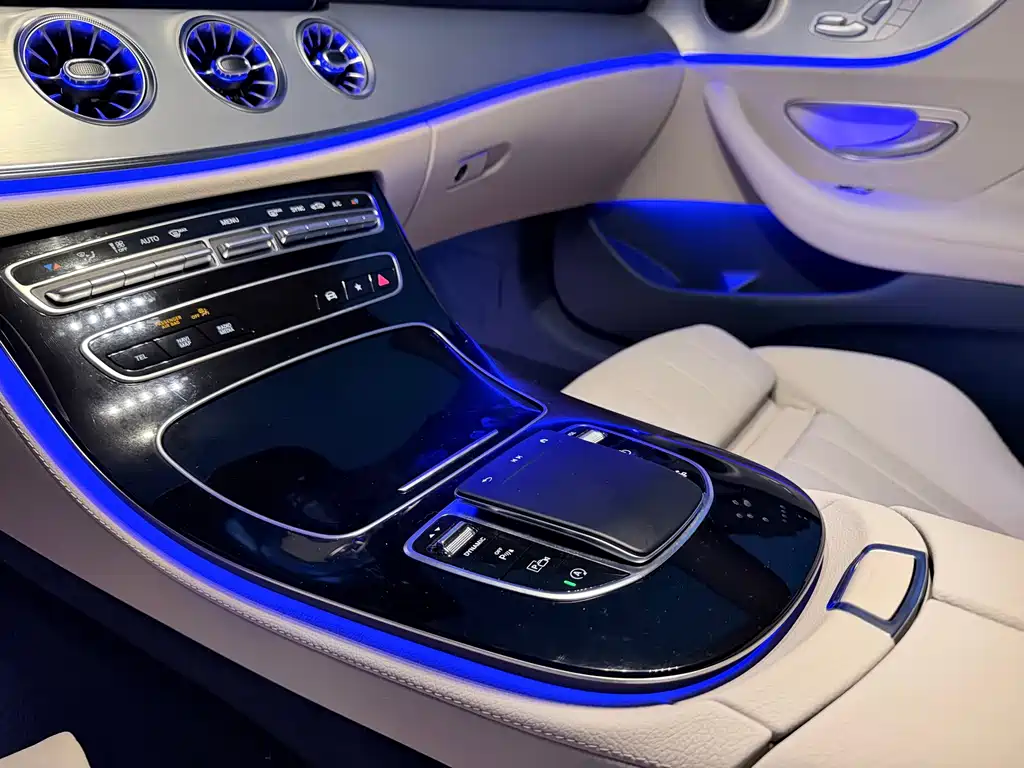 Mercedes-Benz E-Class (Import) — миниатюра 17