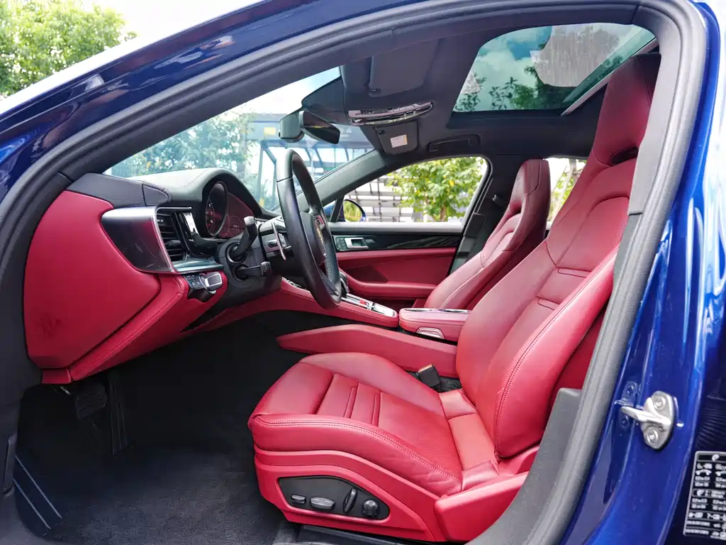 Porsche Panamera — миниатюра 8