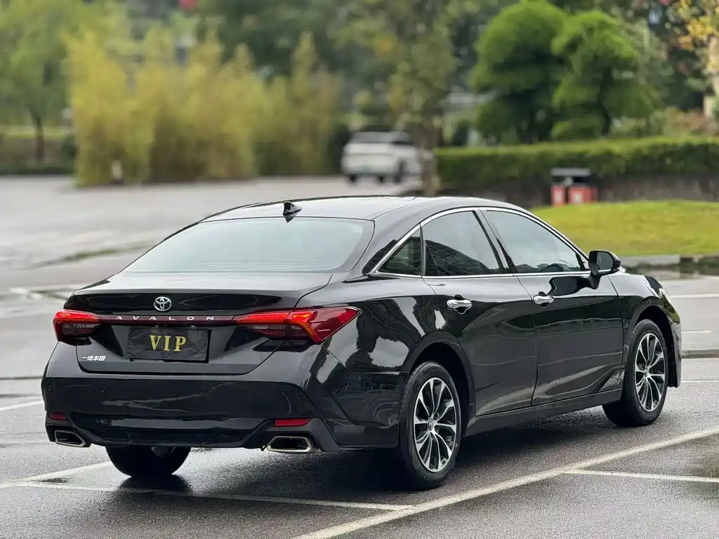 Toyota Avalon — миниатюра 9