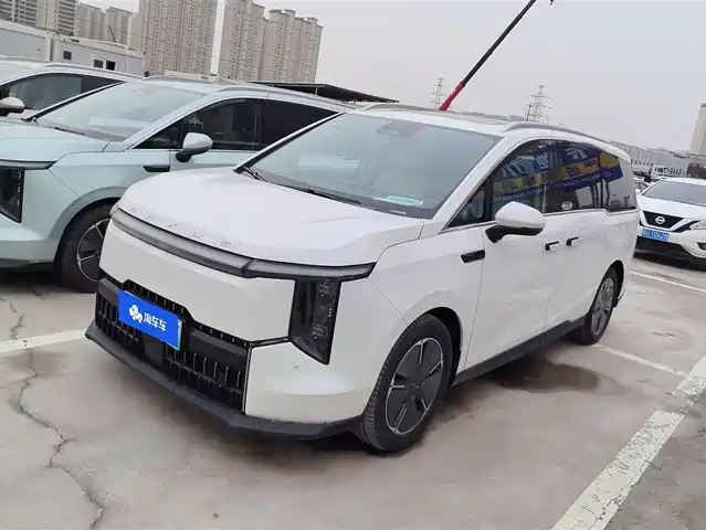 SAIC MAXUS EVERYONE 7 2024