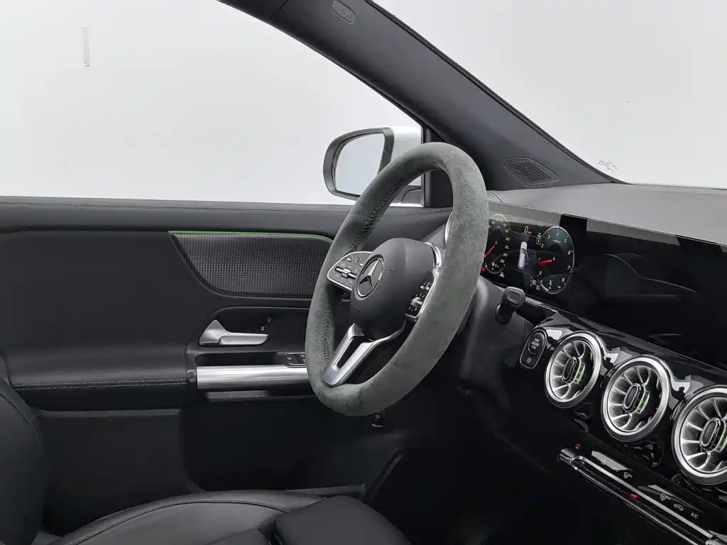 Mercedes-Benz GLA 2022 — фото 22