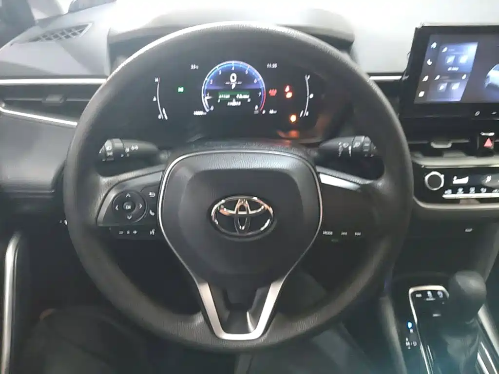 Toyota Frontlander — миниатюра 11