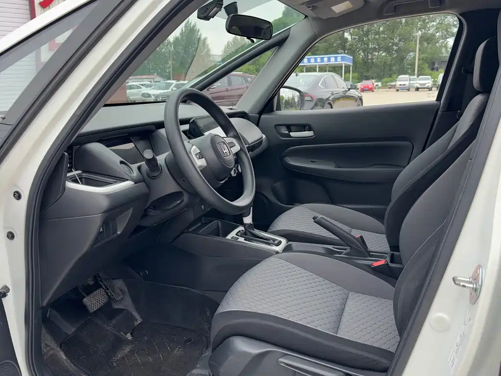 Honda Fit — миниатюра 5
