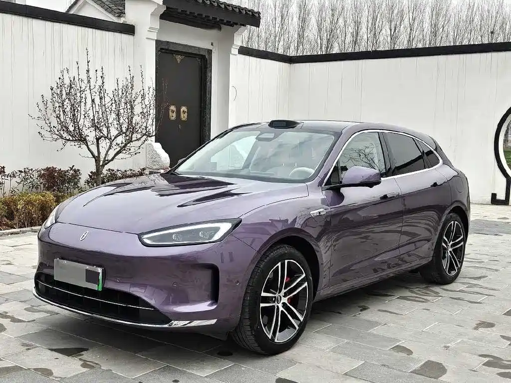 AITO ASK THE WORLD M5