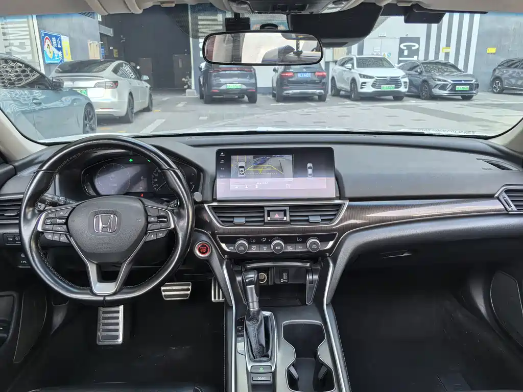 Honda Accord — миниатюра 9