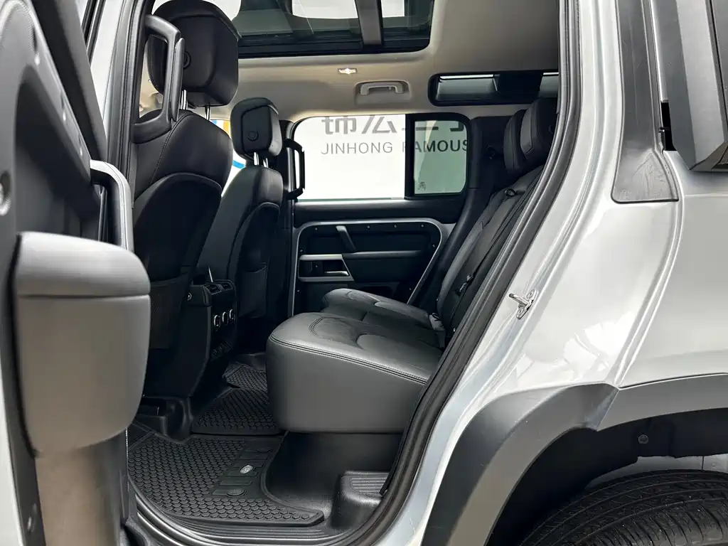 Land Rover Defender — миниатюра 14