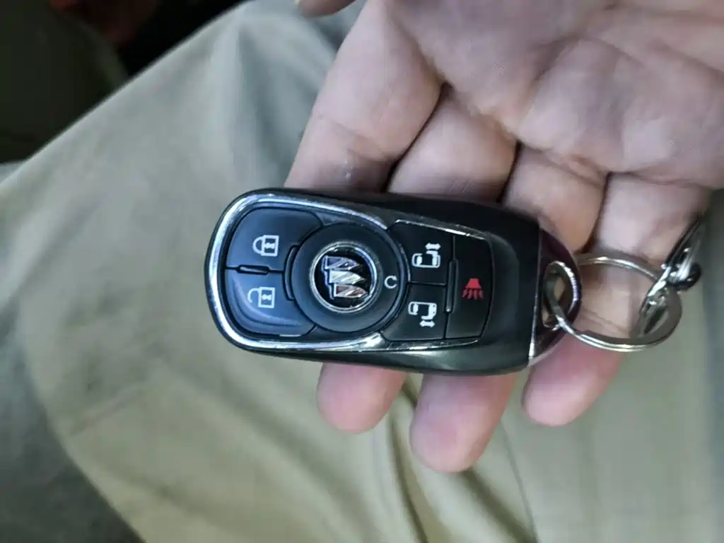 Buick GL8 — миниатюра 9