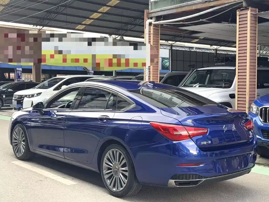 Hongqi Hongqi H5 — миниатюра 9