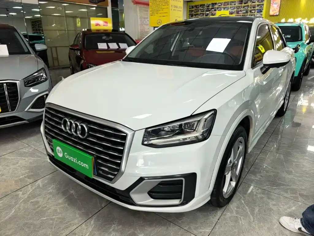 Audi Q2L