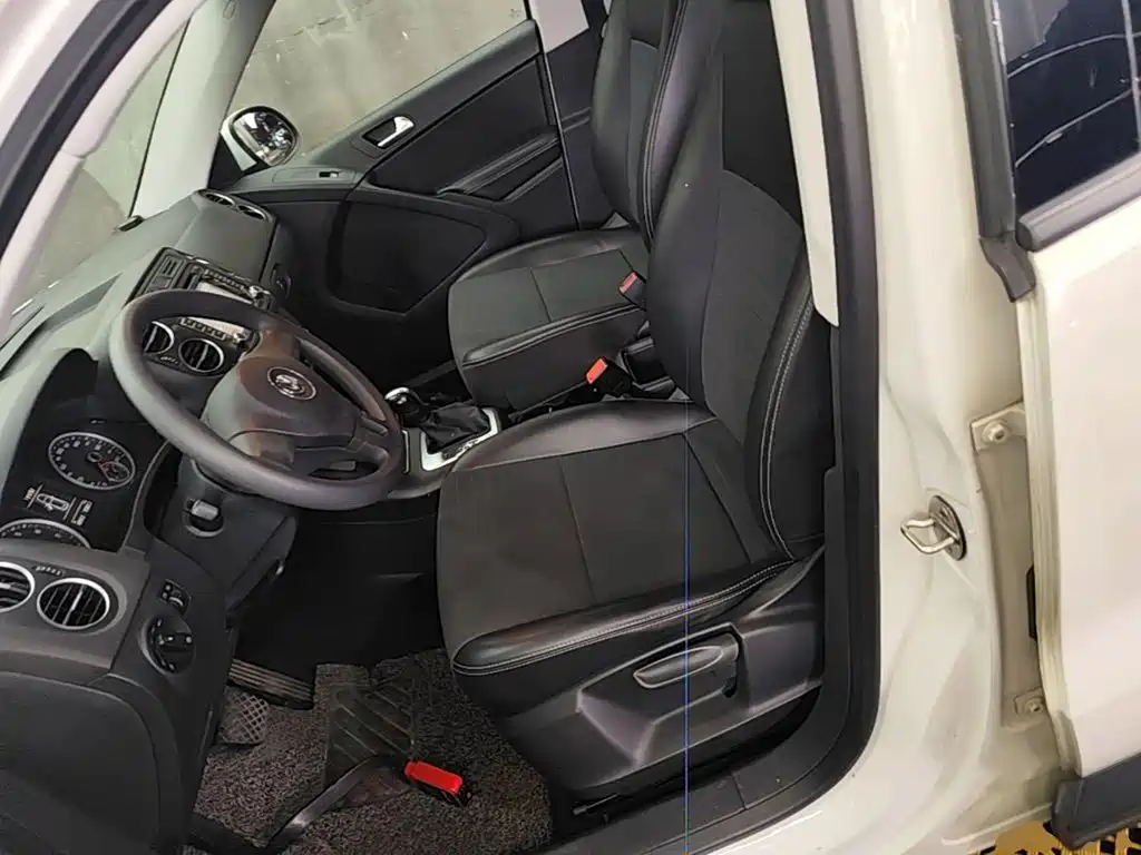 Volkswagen Tiguan — миниатюра 15