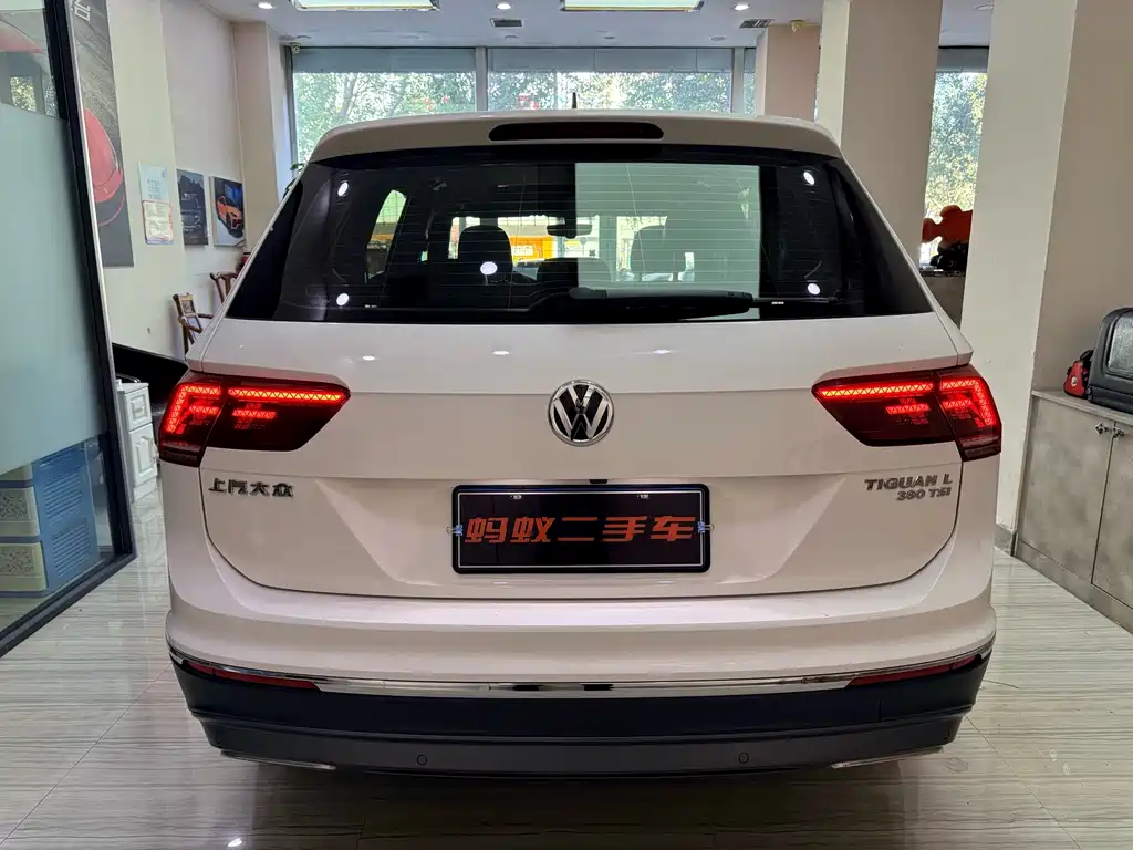 Volkswagen Tiguan L — миниатюра 6