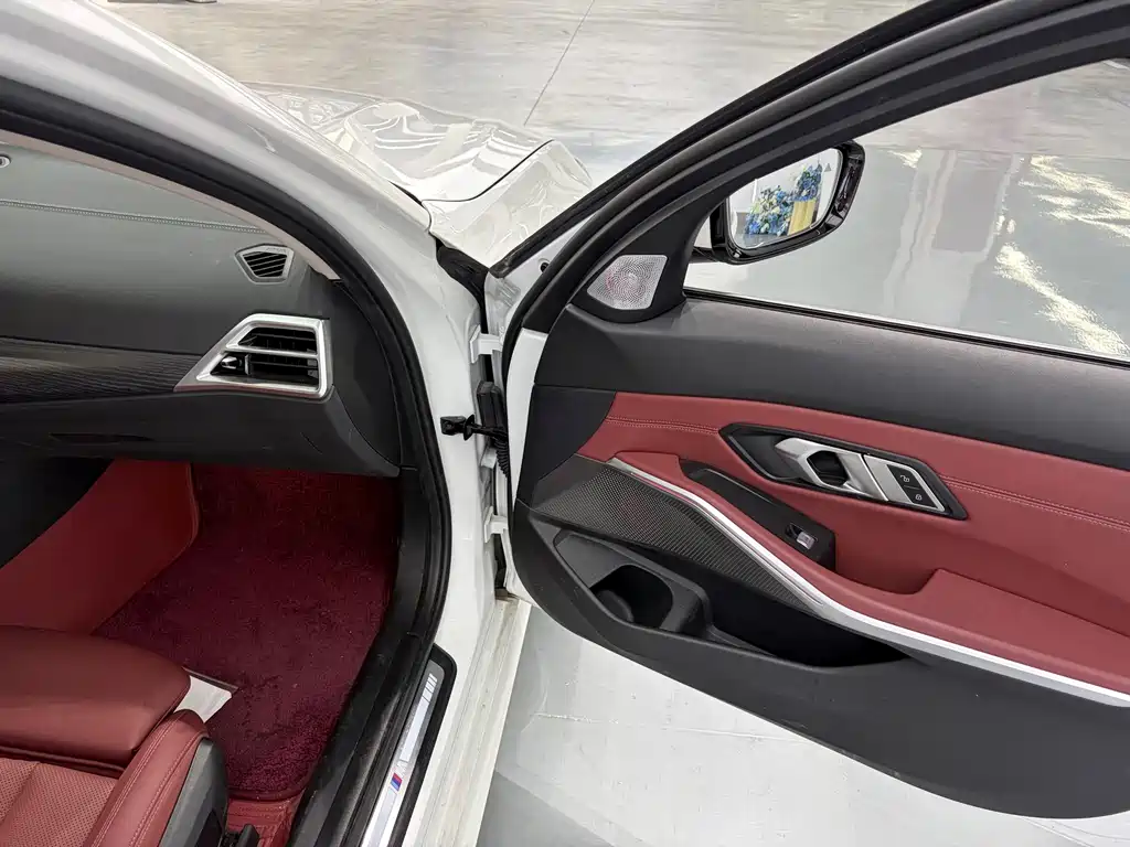 BMW 3 Series — миниатюра 5