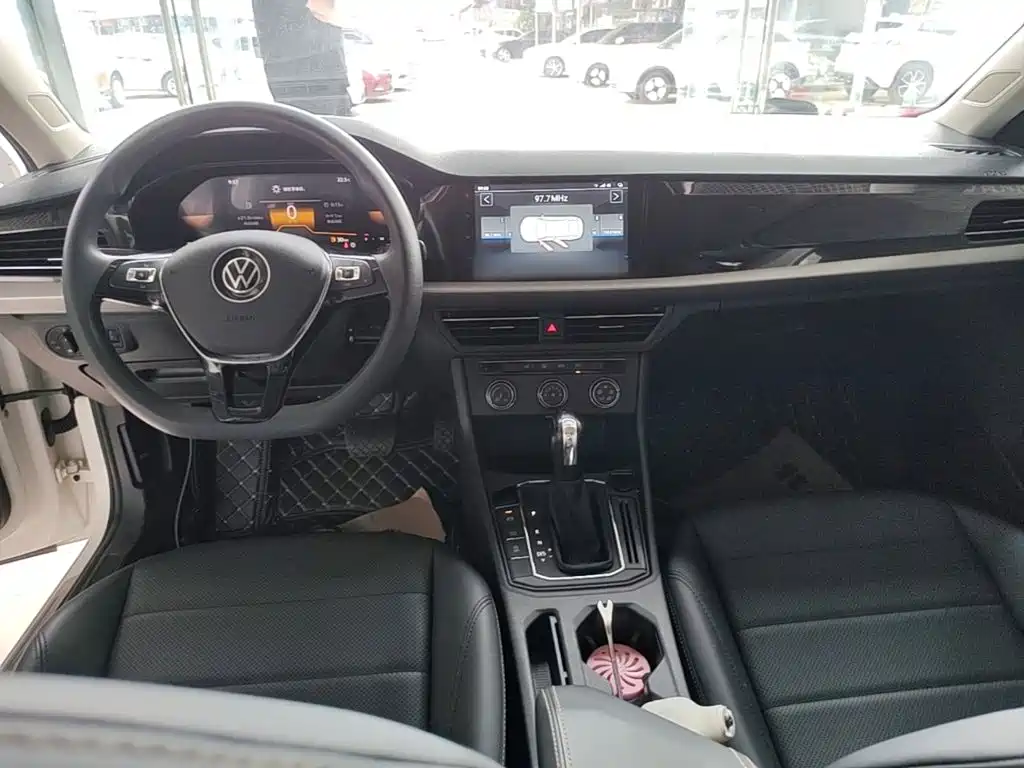 Volkswagen Lavida — миниатюра 10
