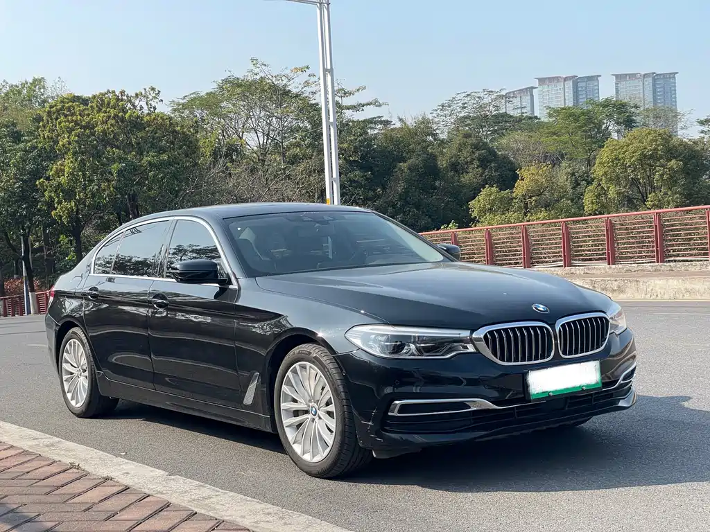 BMW 5 SERIES NEW ENERGY