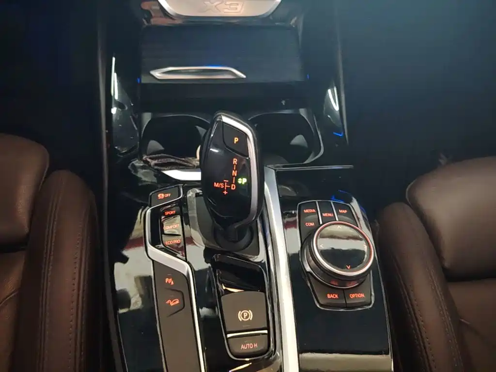 BMW X3 — миниатюра 14